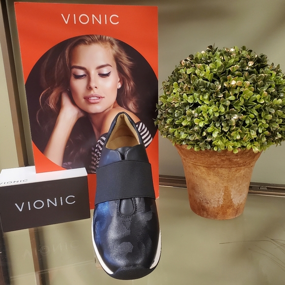 Vionic Cosmic Codie Sneakers - Picture 1 of 4